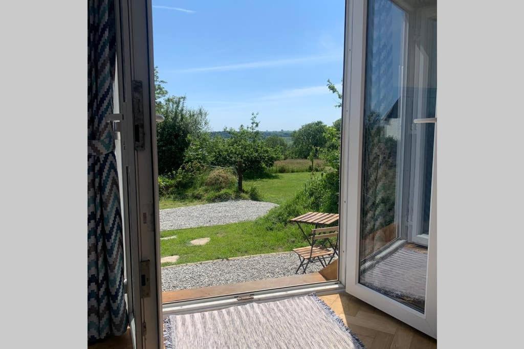 Apartament Apple Tree Hut Tenby Zewnętrze zdjęcie