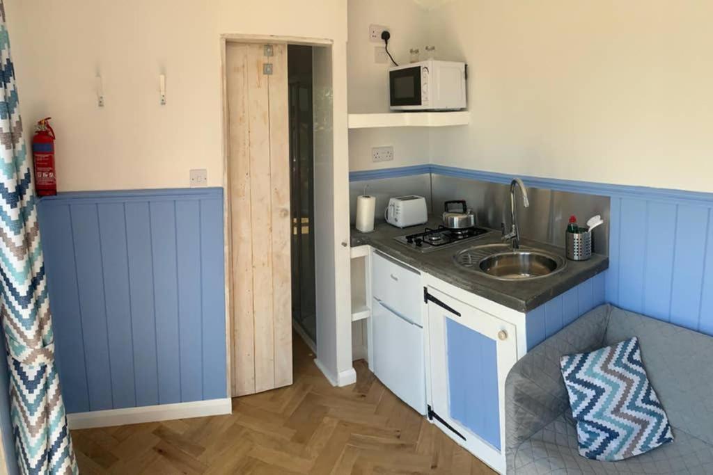 Apartament Apple Tree Hut Tenby Zewnętrze zdjęcie
